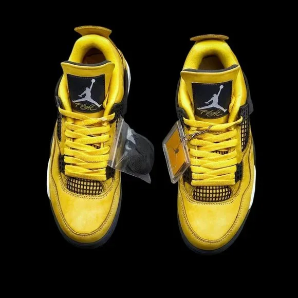 Air Jordan 4 - Picture 1 of 9